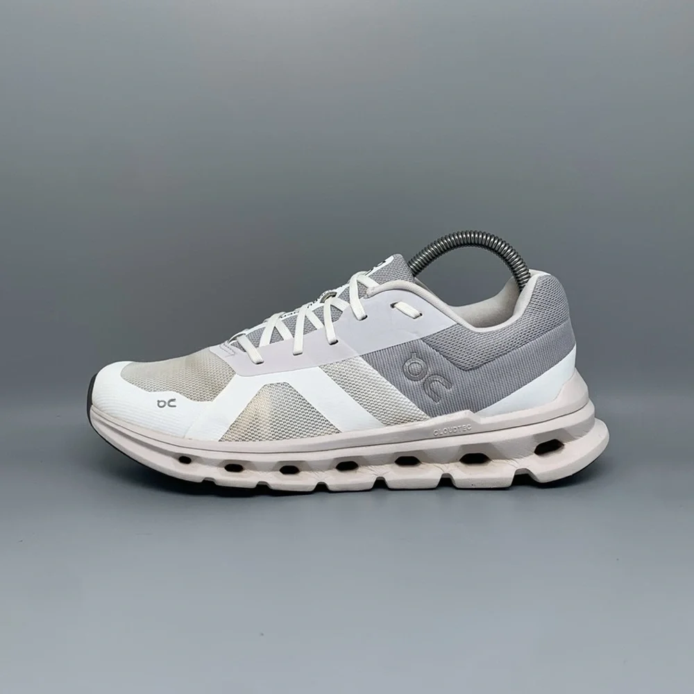 On Cloudrunner White Gray Running Shoes‎ Women’s Sz 9